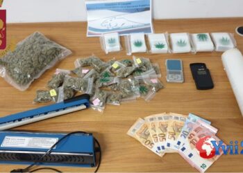 Catania. Marijuana nello zaino e in casa, tre arresti