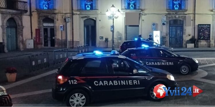 Prov. Catania. Carabinieri in centro storico, 2 denunce