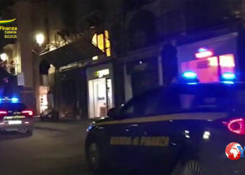 La GdF di Catania (VIDEO) ha eseguito in Sicilia, Campania, Lazio, Lombardia e Veneto, sequestri per € 86 mln, 31 indagati