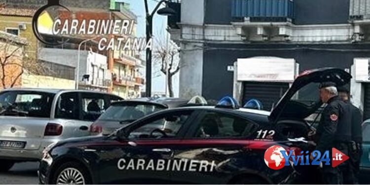 Catania. Ruba profumi in via Etnea, denunciata 45enne