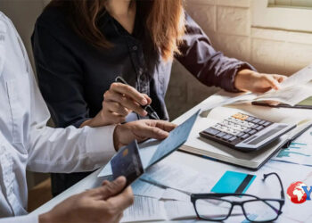 Dal report Eurostat oltre il 63% delle famiglie italiane nel 2022 è risultata in difficoltà ad arrivare a fine mese. L’OPINIONE