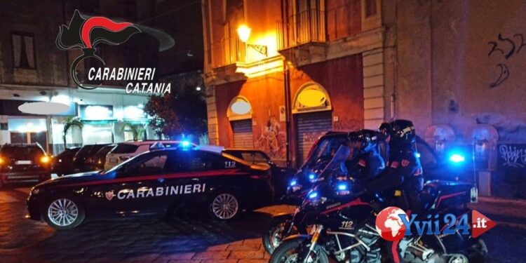 Catania. In giro con auto rubata, denunciati in due