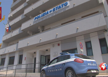 Il Commissariato di Mazara del Vallo (Tp) ha arrestato uno dei rapinatori di una farmacia, un pregiudicato del luogo