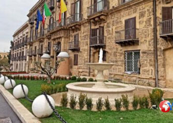 La Giunta regionale siciliana stanzia 12 milioni per i suoi dipendenti quale anticipo degli aumenti contrattuali in corso di contrattazione