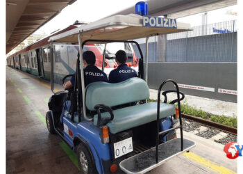 Stazioni sicure con la Polizia Ferroviaria siciliana e le unità cinofile della Questura di Catania e Palermo e della Guardia di Finanza di Messina