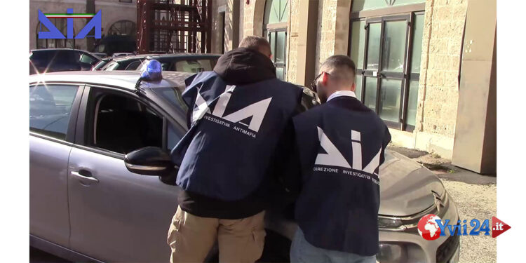 Eseguiti 21 arresti dalla Dia e CC di Trapani tra cui un ex esponente della Giunta di Custonaci. Appalti, assunzioni e contributi pilotati