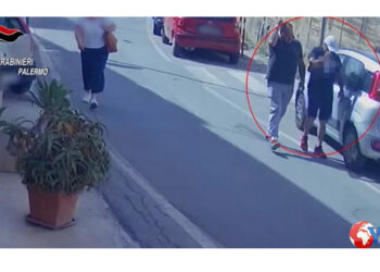 I CC di Termini Imerese hanno arrestato due palermitani che avevano rapinato in casa e con modi violenti una 89enne dei risparmi