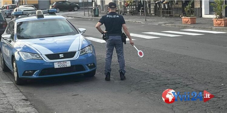 Catania. Volanti a tappeto per tutta la città, 2 denunce e un arresto