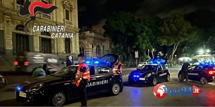 Catania. Carabinieri tra centro e lungomare, 5 denunce
