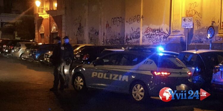 Catania. Polizia in zona movida, denunciato 29enne