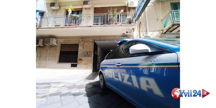 Il Commissariato di Sant’Agata di Militello ha eseguito i domiciliari verso un 19enne per furto ad un istituto scolastico