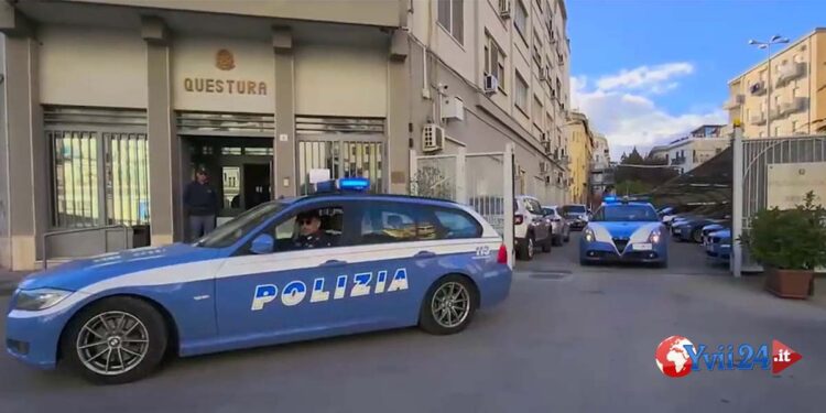Arrestato dalla Squadra mobile di Caltanissetta. L’uomo dall’anno 2010 ha effettuato un’allarmante serie di truffe commesse sul web