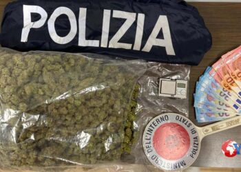 Agenti della Questura di Siracusa hanno arrestato dei pusher a Ortigia e Priolo Gargallo per spaccio di cocaina, crack, hashish e marijuana