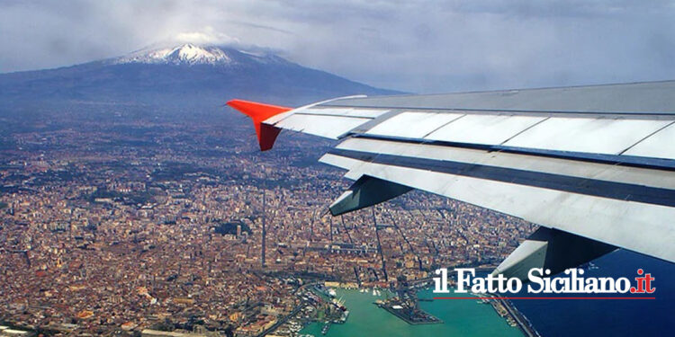 Per l’Isola il caro voli arriva in qualche tratta a 600 euro. Un danno anche per il turismo: sembra quasi voluto. L’OPINIONE