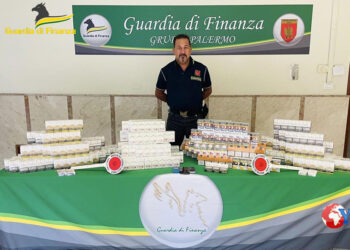 La GdF di Palermo ha arrestato due cittadini del capoluogo che trasportavano 45 kg di sigarette, Marlboro, Winston, Philip Morris e Merit