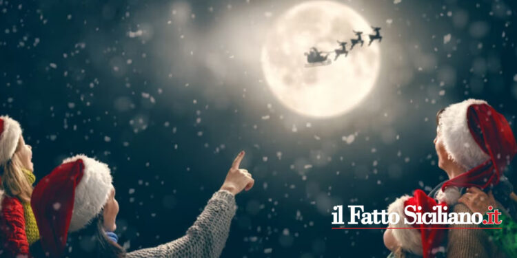 La dirigente dell’istituto dell’infanzia nel corso della festa natalizia ha detto ai bambini che Babbo Natale non esiste