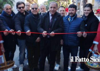 Il sindaco Naso, nell’attesa del programma natalizio, anticipa che domenica 10 e 17 ci sarà il mercatino di Natale con gli ambulanti