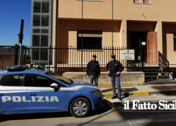 Il commissariato di Termini Imerese ha eseguito la misura cautelare dei domiciliari con braccialetto elettronico ad un pluripregiudicato