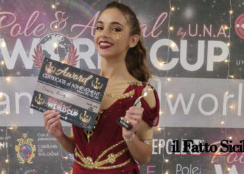 La biancavillese Simona Alongi è la nuova campionessa del mondo di danza aerea