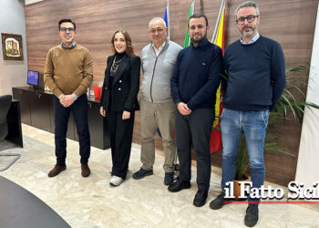 Al Comune di Adrano, incontro tra il sindaco Fabio Mancuso e il Coordinatore provinciale di FdI Alberto Cardillo sugli interventi del Pnrr