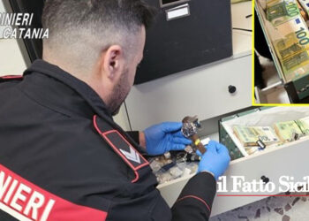 I CC della Stazione di Piazza Verga (VIDEO) hanno arrestato un dipendente, nipote del gioielliere, per furto di 250.000 € e preziosi per € 110.000