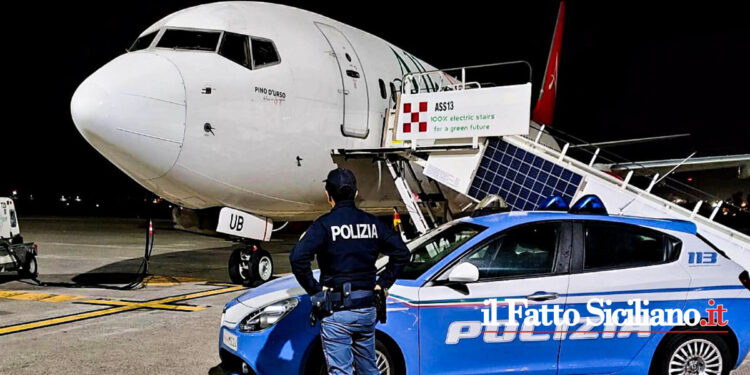 La Polizia di frontiera all’aeroporto di Catania ha denunciato una passeggera che prima di partire per Londra aveva rubato in una profumeria