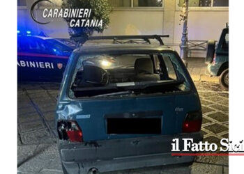 I CC di Acireale e Pedara allertati dall’arme di un’attività nel centro di quest’ultima hanno sventato un tentato furto con spaccata