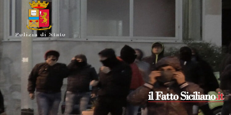 Il Questore di Trapani ha emesso 12 divieti di accesso agli eventi sportivi dopo la partita di calcio Trapani-Acireale. L’OPINIONE