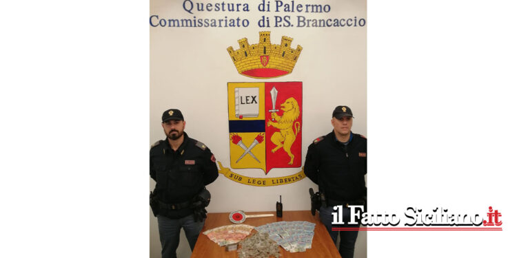 Il Commissariato Brancaccio ha arrestato in flagranza un giovane che spacciava dal suo appartamento nel quartiere Sperone