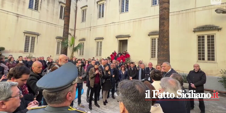 Dalla Presidenza: Centro di pronta accoglienza emergenza crack e cocaina (VIDEO); € 2,3 mln per i teatri; e altro
