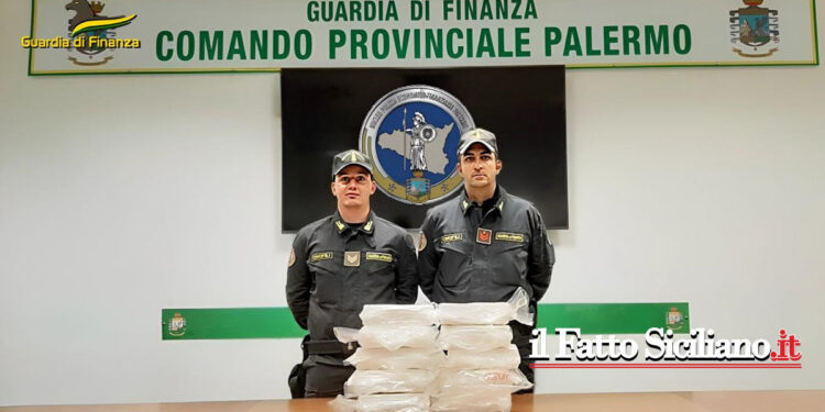 La GdF di Palermo ha sequestrato circa 11 kg di cocaina occultata in un’automobile controllata allo svincolo di Buonfornello: valore € 1 mln