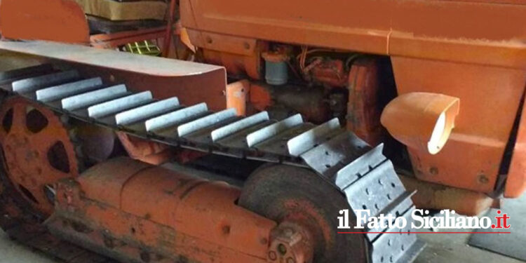 Agenti del Commissario di Pachino hanno denunciato un 29enne di Crotone che aveva messo in vendita il trattore online ma era una truffa