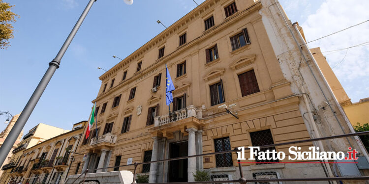 La Questura di Palermo ha emesso divieti, Dacur e Daspo, di cui quattro di accesso al centro cittadino ed uno allo stadio