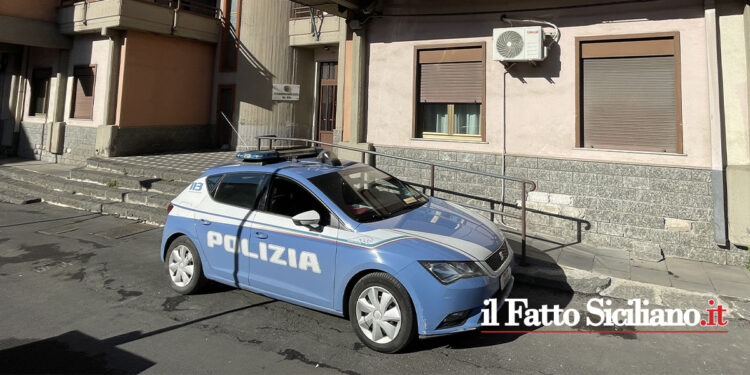 Adrano. La polizia ritrova una betoniera rubata. Denunciato 46enne