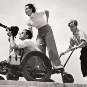 Walter Frentz è stato un fotografo, produttore cinematografico e cameraman tedesco che ebbe un ruolo di primo piano nella realizzazione di film di propaganda in epoca nazista