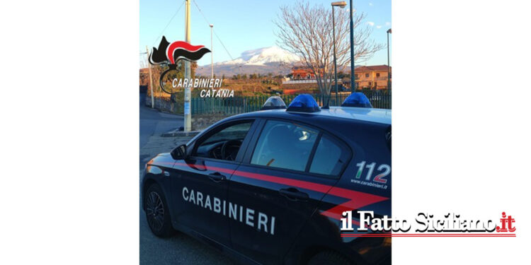 I CC di Gravina di Catania hanno denunciato un 60enne che passeggiava in città seppure con l’obbligo di soggiorno a Pedara