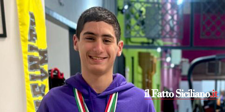 L’adranita Francesco Russo vince le nazionali di nuoto