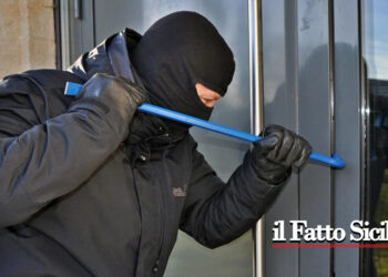 Sicilia. Sventato un furto in abitazione dalla polizia