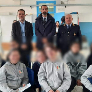 Avviato stamani dalla Polizia Metropolitana di Messina presso l'Istituto Comprensivo "Giuseppe Catalfamo" il progetto "I giovani e la sicurezza stradale"