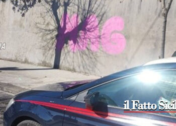 Acireale. Sorpresi ad imbrattare le mura della Villa Belvedere