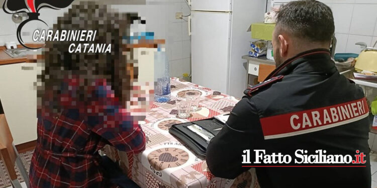 I CC di Linguaglossa hanno arrestato un 41enne pregiudicato per recidiva minaccia con coltello a madre e sorella