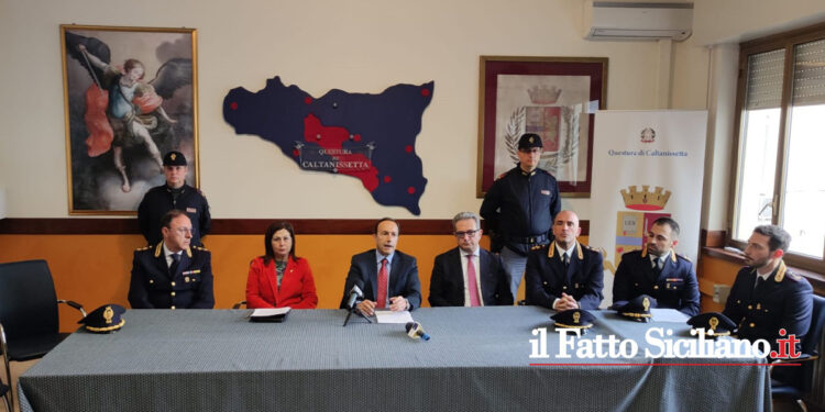 Operazione ‘Lanus’, detenzione per 55 persone, cui 32 gelesi, 4 di Catania, 4 di Palermo, 12 agrigentini e 3 reggini