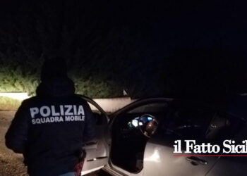 La Polizia di Stato di Enna su delega della Procura di Caltanissetta ha notificato la conclusione delle indagini a otto indagati