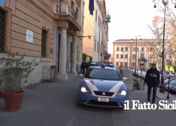 La Polizia di Stato di Palermo ha eseguito 5 custodie cautelari in carcere per furto e rapina aggravata in concorso ad un supermercato