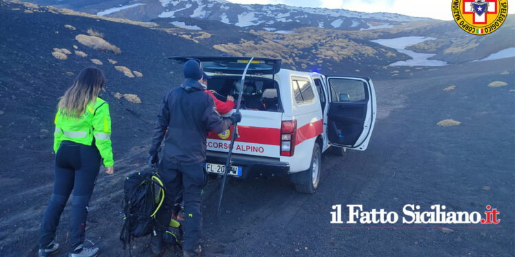 Il Soccorso Alpino e Speleologico Siciliano ha soccorso un scialpinista lungo la pista Altomontana nel versante sud dell'Etna