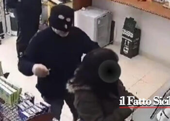 Sicilia. Tenta 4 rapine in mezz’ora, ma scappa via senza malloppo