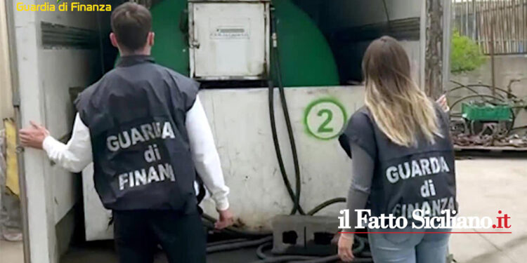 La GdF di Catania ha sequestrato 3000 litri di gasolio di provenienza illecita e deferito il titolare di una società di prodotti petroliferi