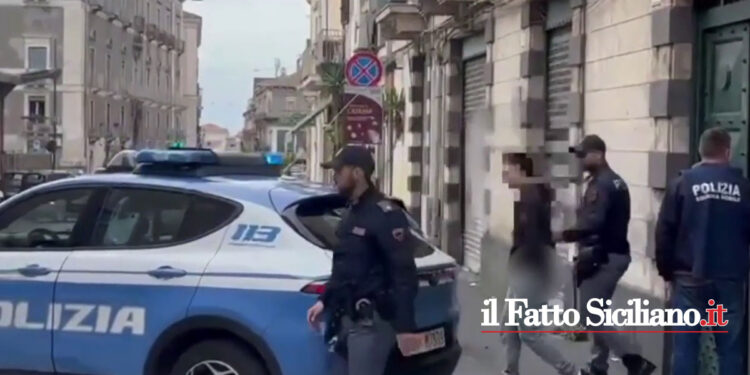 Arrestati due fratelli gemelli dalla Polizia di Stato di Catania autori dell’accoltellamento del compagno della madre