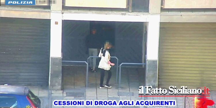 La Polizia di Stato di Catania dalle prime ore dell’alba è impegnata con l’operazione “Terzo Capitolo” per eseguire 30 misure cautelari