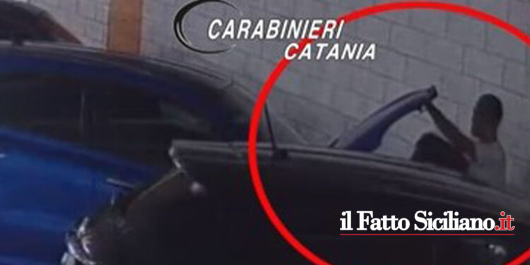 I CC della Stazione di Gravina di Catania hanno eseguito la traduzione in carcere di un catanese autore in un'estate di sei furti